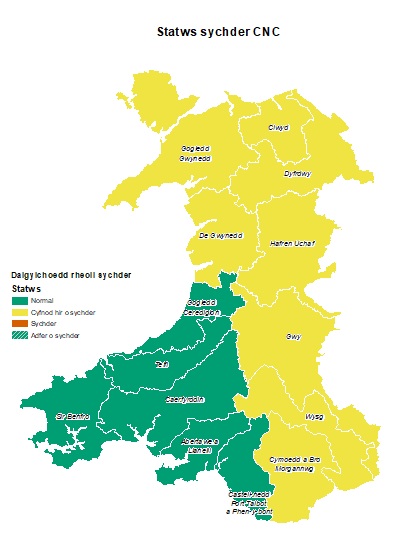 Map yn dangos statws sychder - De-Orllewin 'adferiad yn dilyn sychder'